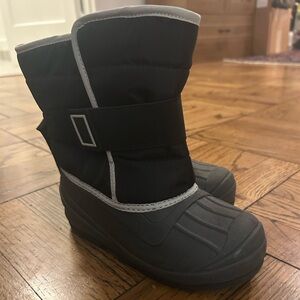 NWT - Cat & Jack Black and Gray Kids Snow Boots size 12